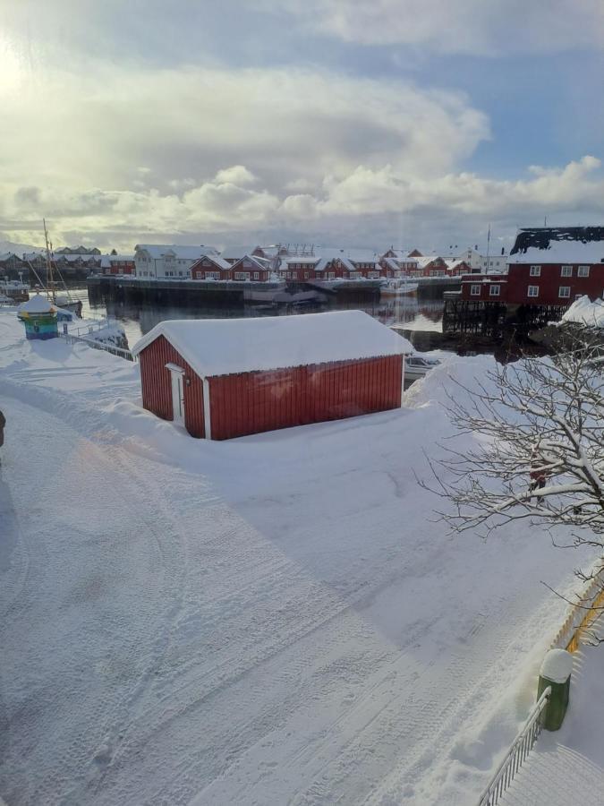 Kule Gule Huset Apartment Svolvaer Exterior photo